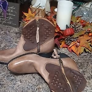 Born cowgirl boots,sz 10
